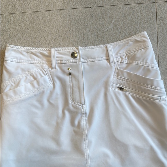 White Denim Mini golf Skort - Picture 3 of 9